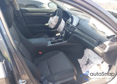 2022 Honda Accord Lx z USA, uszkodzony, nr VIN 1HGCV1F13NA074164